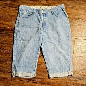 Womens Lee Below The Waist Light Blue Denim Capri Jeans 16M 17" Inseam